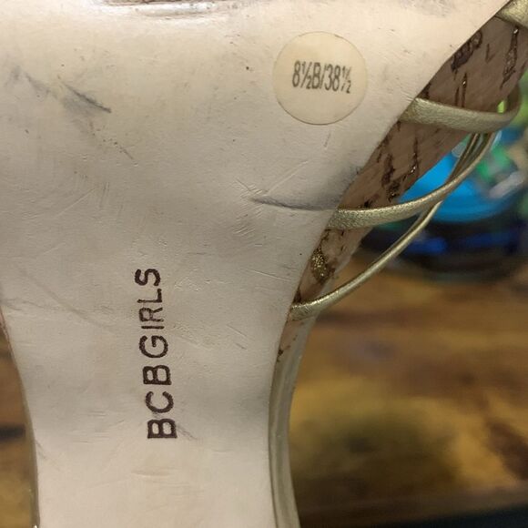 BCBGirls Metallic Gold Strappy Open Toe Heels Size 8.5 - Picture 5 of 8